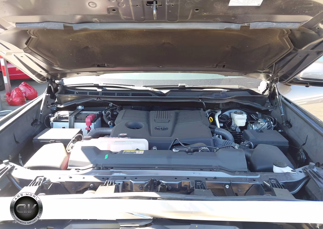 2022 Toyota Tundra Limited VIN:5TFJA5DAXNX047777 - 10