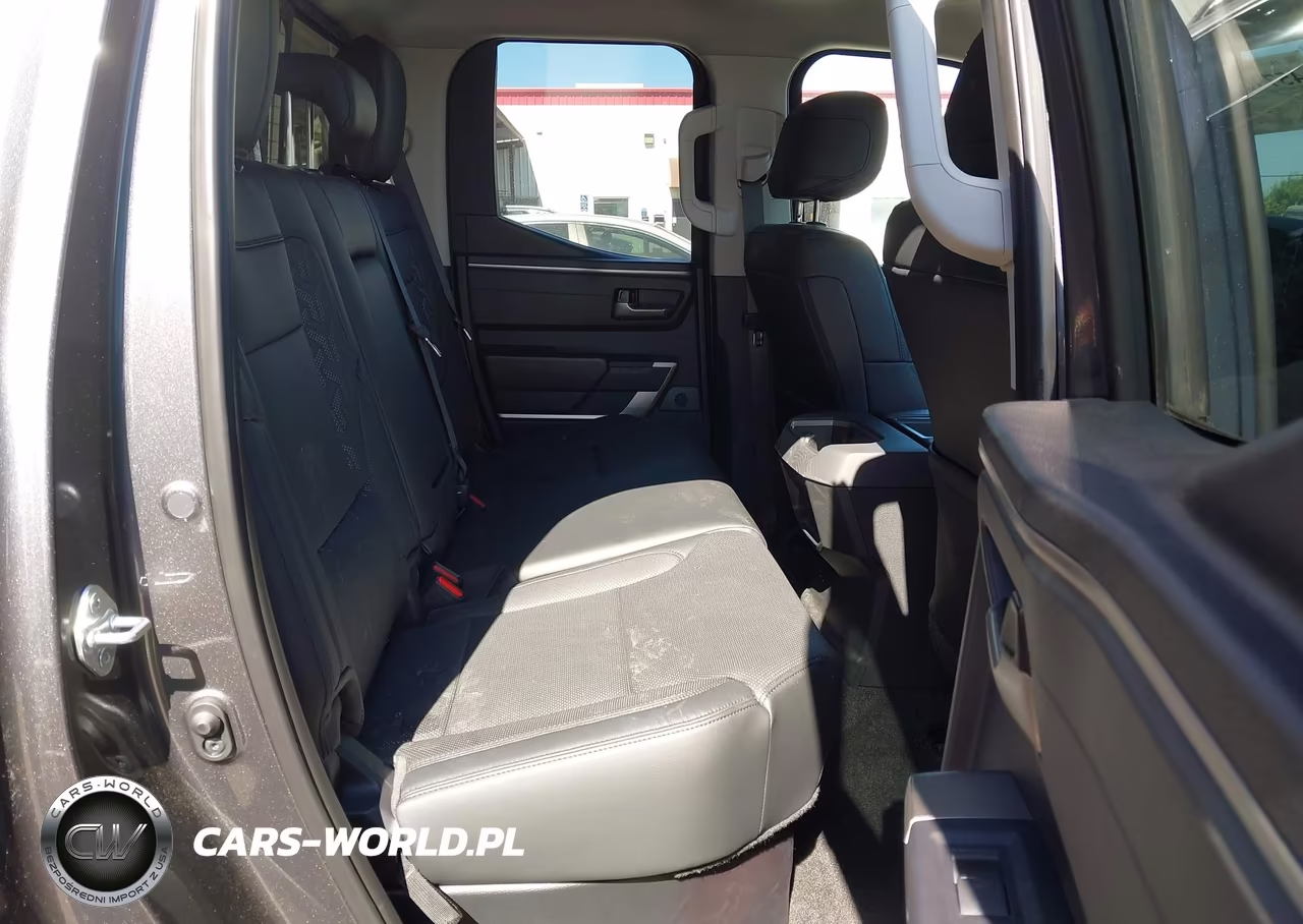2022 Toyota Tundra Limited VIN:5TFJA5DAXNX047777 - 8