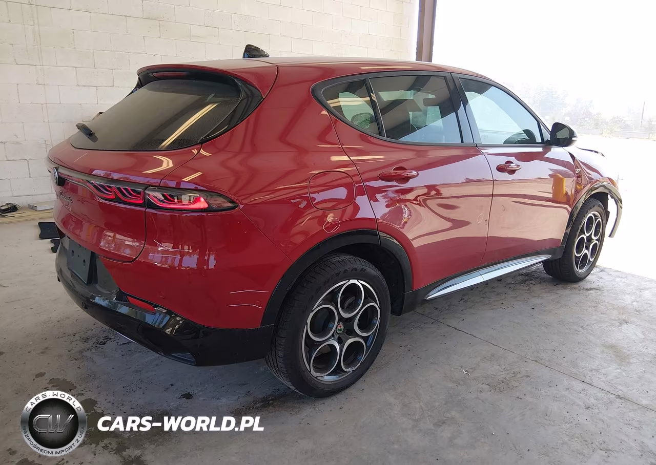 2024 Alfa Romeo Tonale Ti Eawd VIN:ZASPATCW9R3049890 - 4