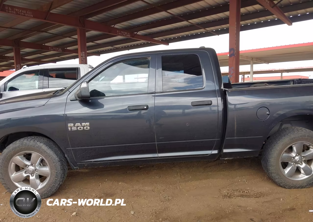 2018 Ram 1500 Express 4X4 6'4 Box VIN:1C6RR7FG5JS345869 - 15