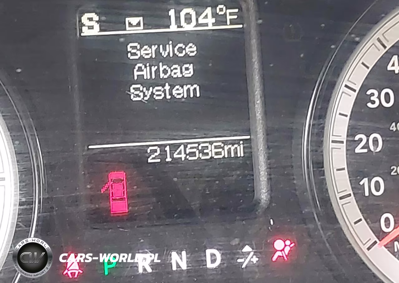 2018 Ram 1500 Express 4X4 6'4 Box VIN:1C6RR7FG5JS345869 - 16