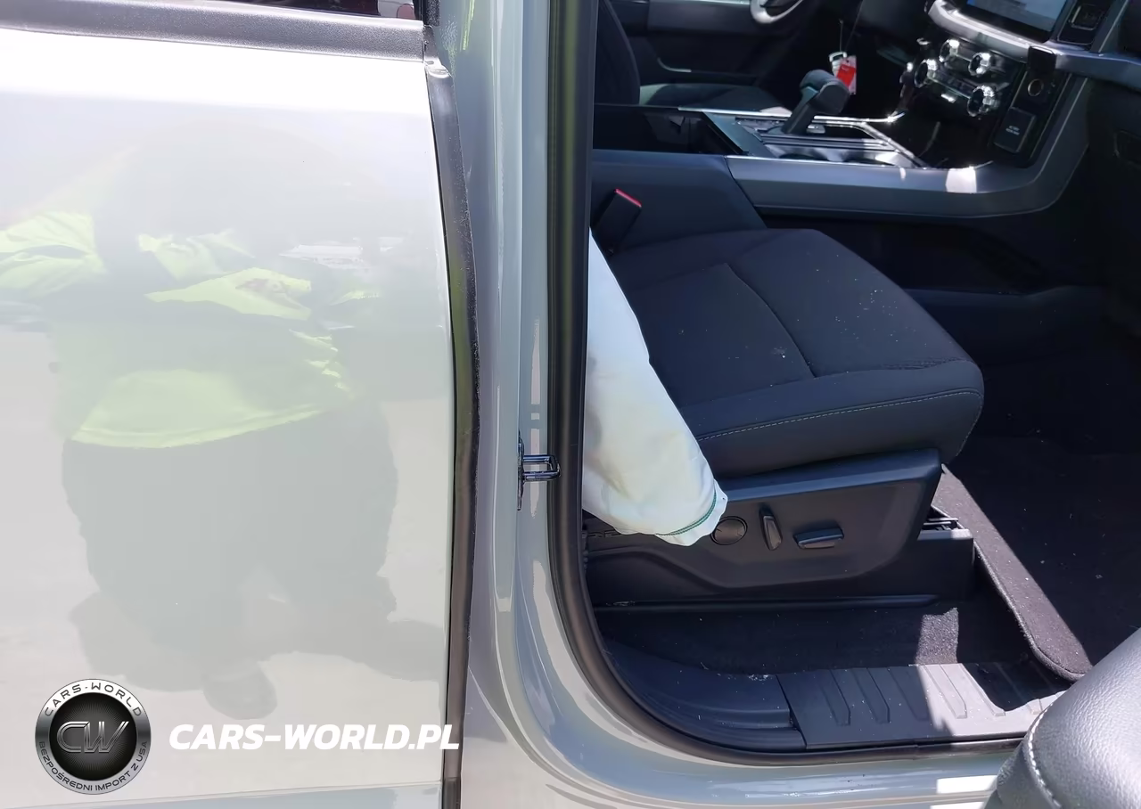 2026 Ford F-150 Xlt VIN:1FTEW3KPXTKD25621 - 5