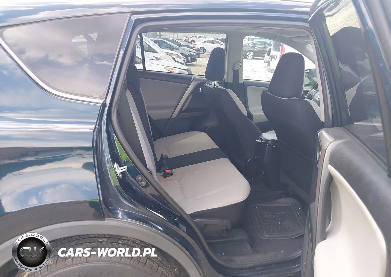 2017 Toyota Rav4 Xle VIN:2T3WFREV2HW378796 - 8