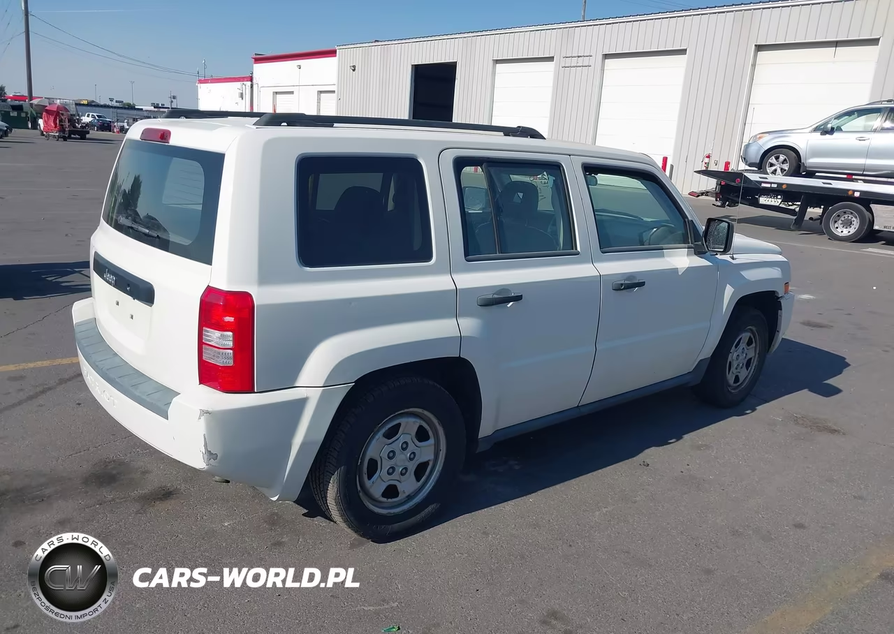 2008 Jeep Patriot Sport VIN:1J8FT28018D722060 - 4