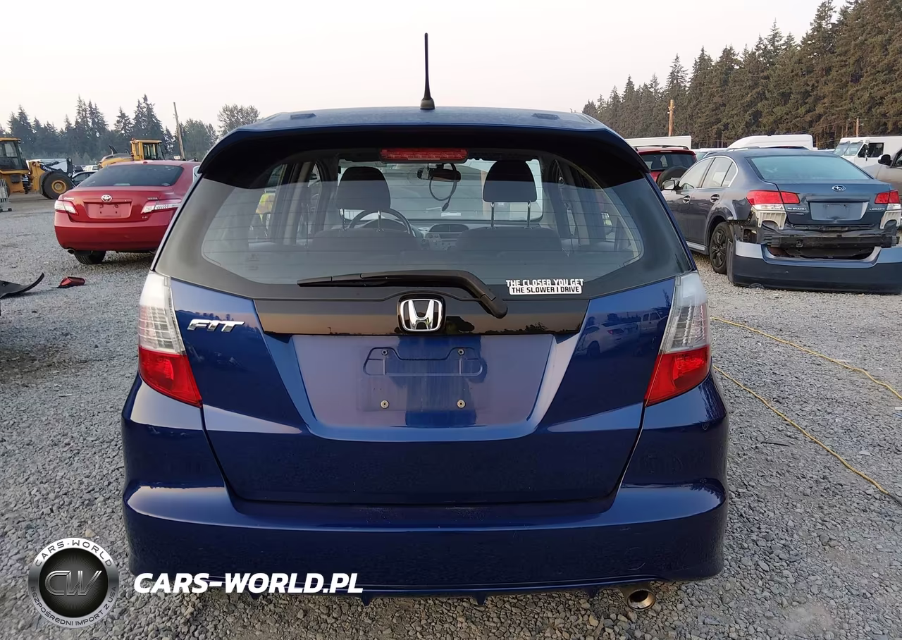 2010 Honda Fit Sport VIN:JHMGE8H40AC022441 - 16