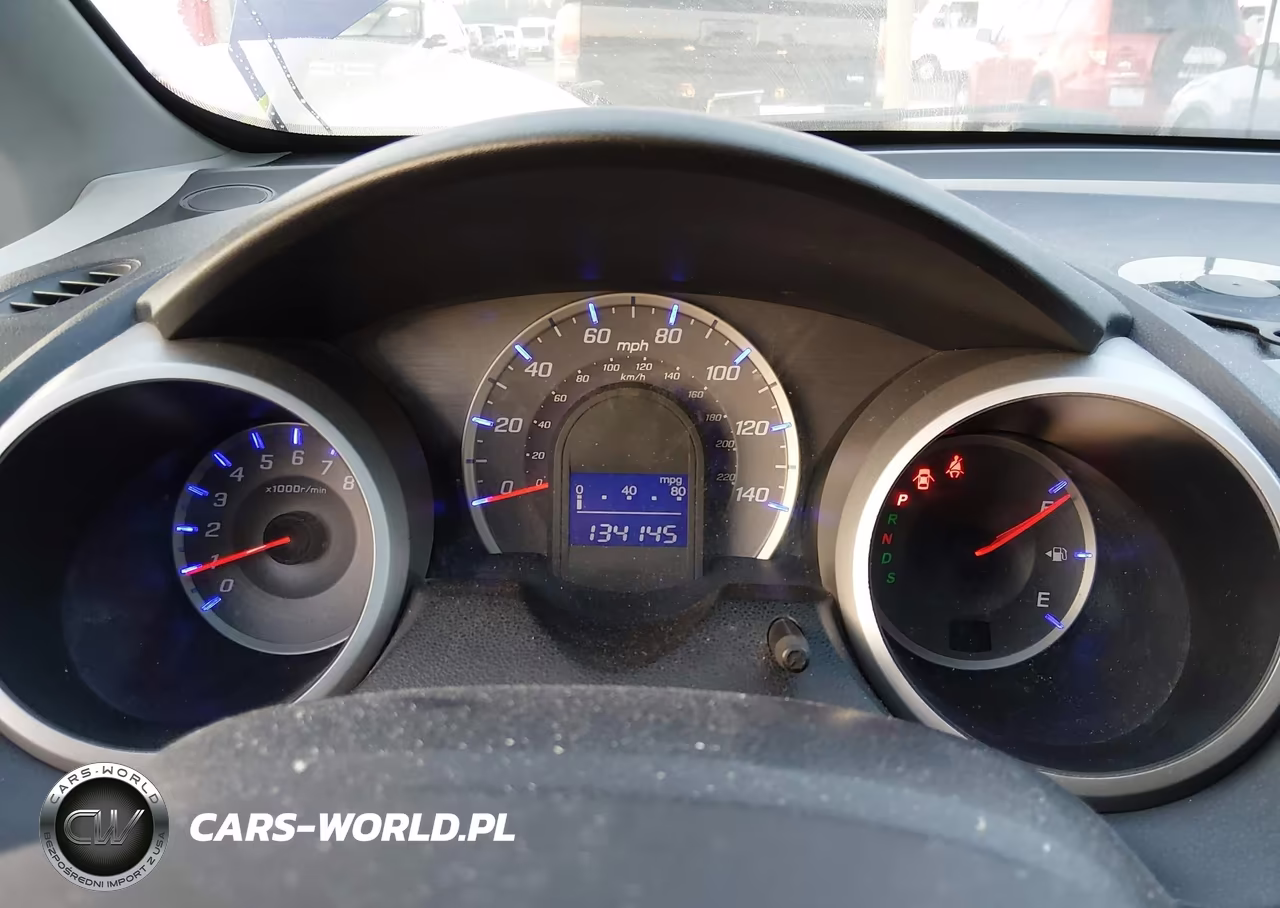 2010 Honda Fit Sport VIN:JHMGE8H40AC022441 - 7