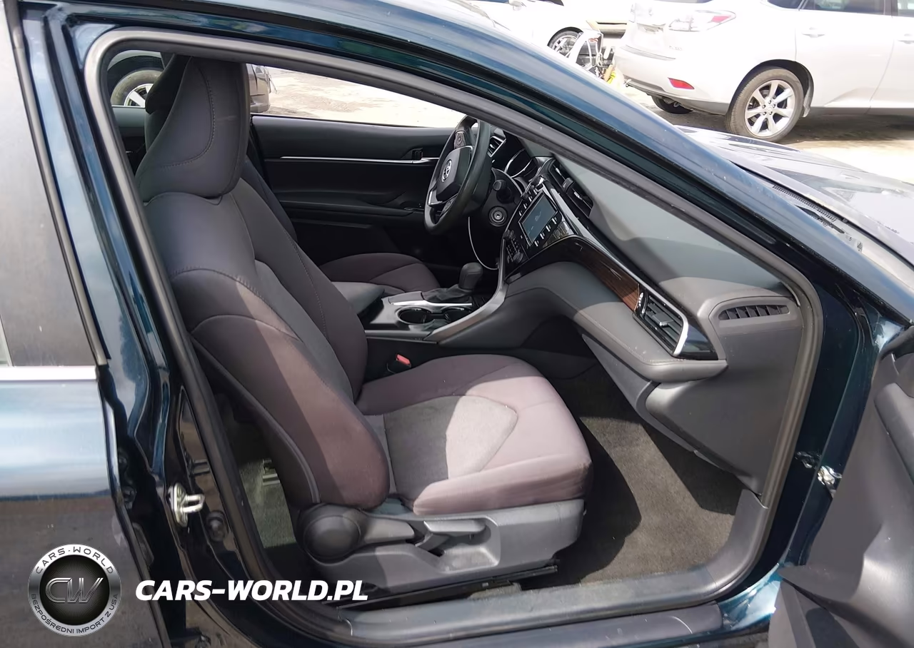 2020 Toyota Camry Le VIN:4T1C11AK0LU998594 - 5