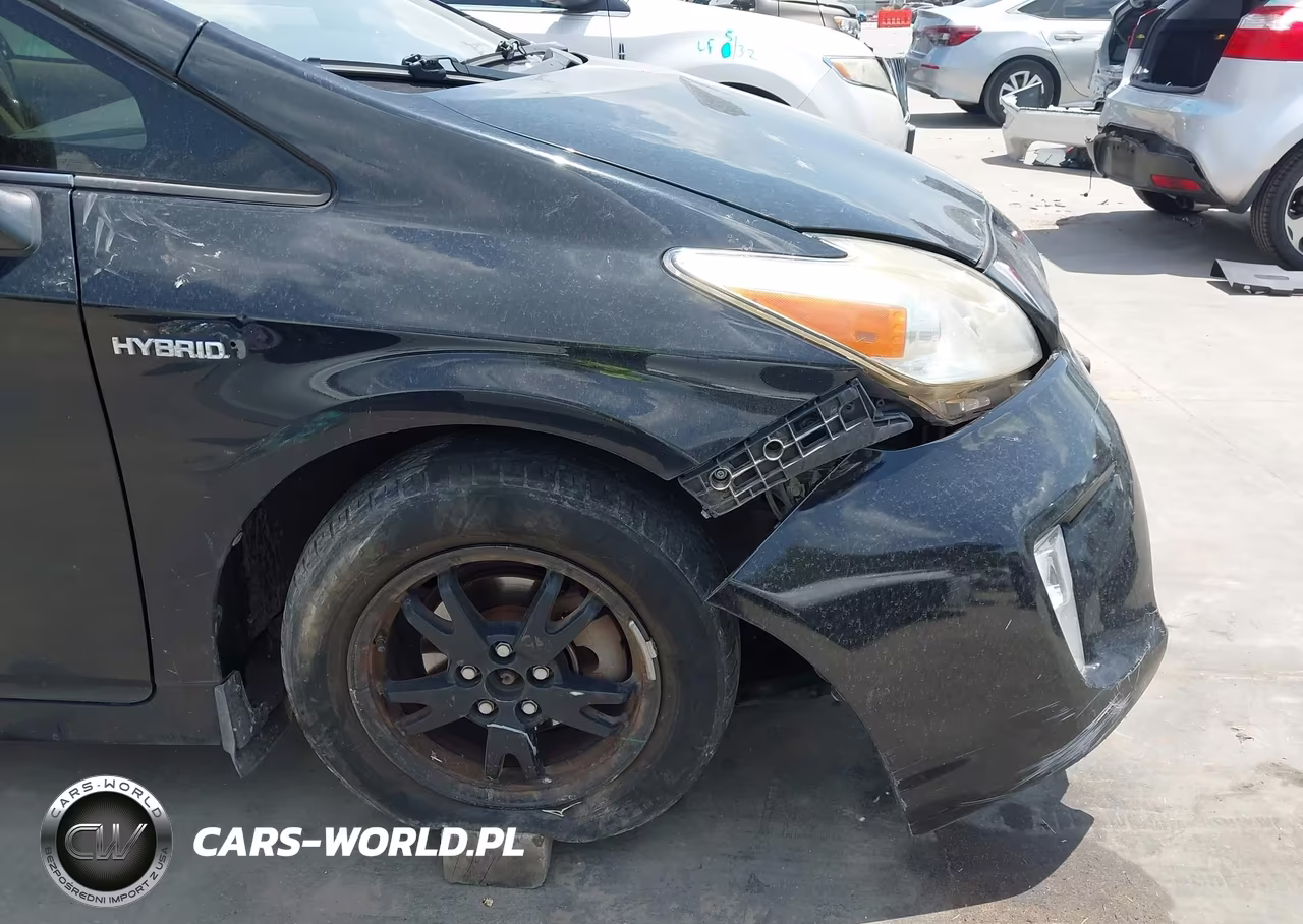2013 Toyota Prius Three VIN:JTDKN3DU4D5602370 - 19