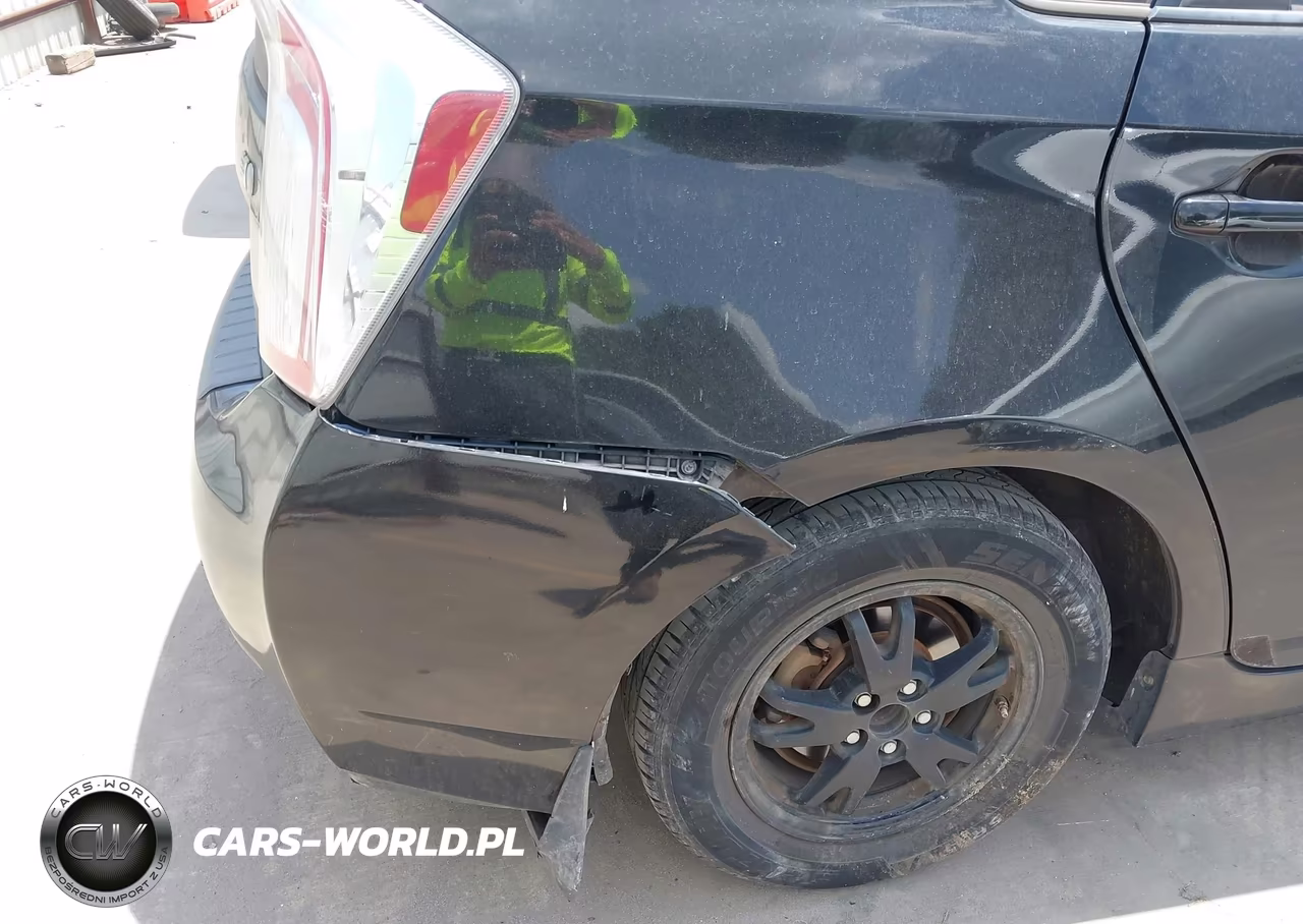 2013 Toyota Prius Three VIN:JTDKN3DU4D5602370 - 20
