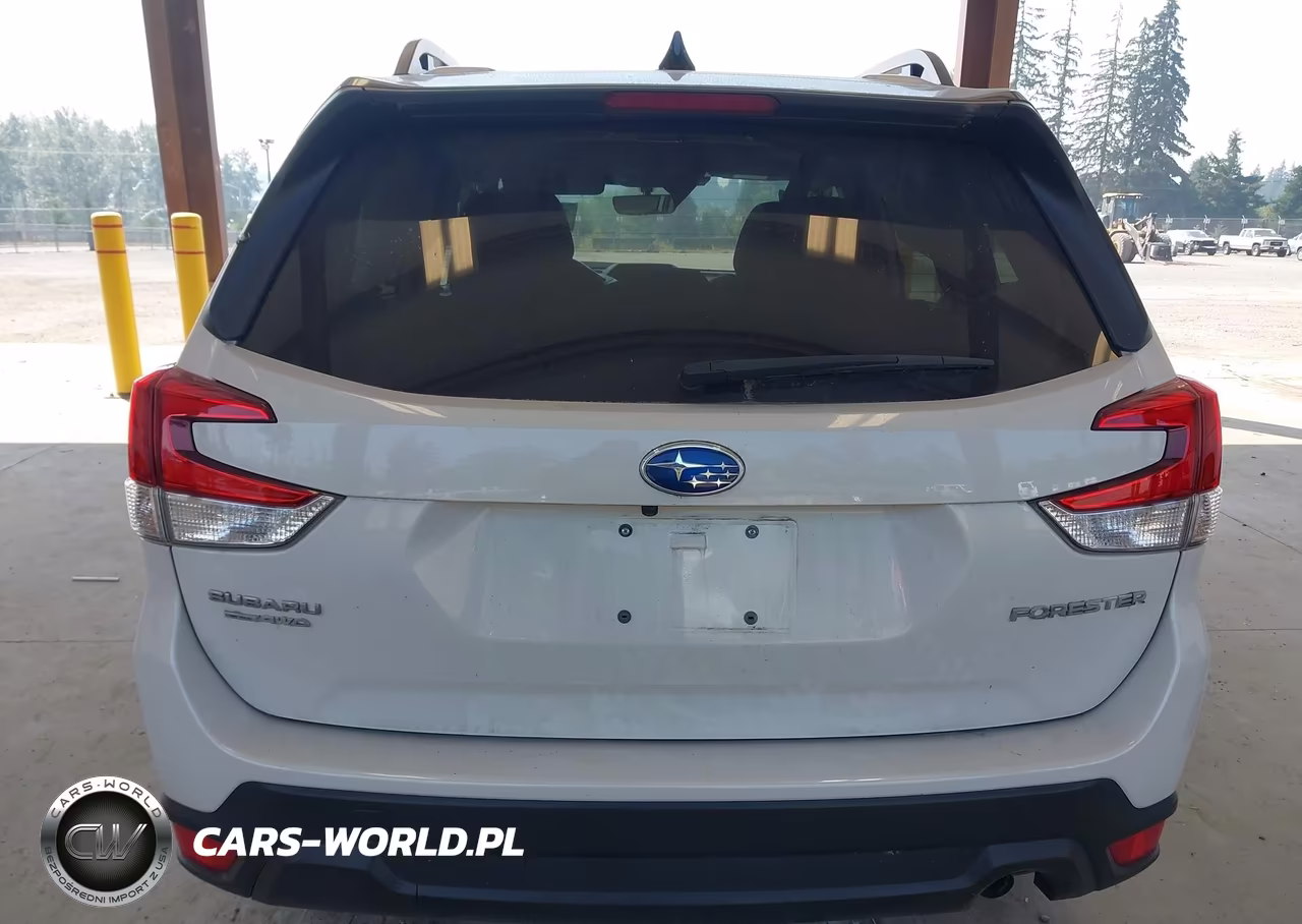2024 Subaru Forester Premium VIN:JF2SKACC1RH461674 - 16