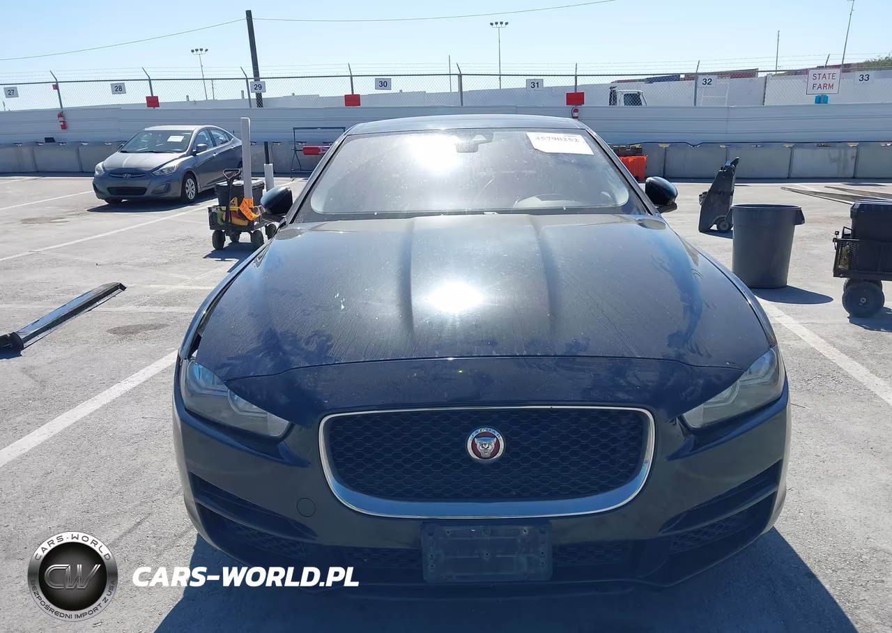 2017 Jaguar Xe 35T Premium VIN:SAJAD4BV1HCP11467 - 13