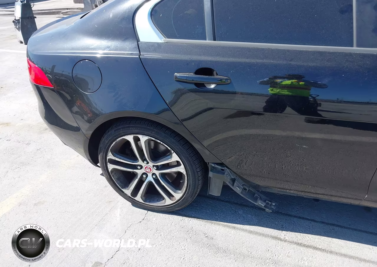 2017 Jaguar Xe 35T Premium VIN:SAJAD4BV1HCP11467 - 21