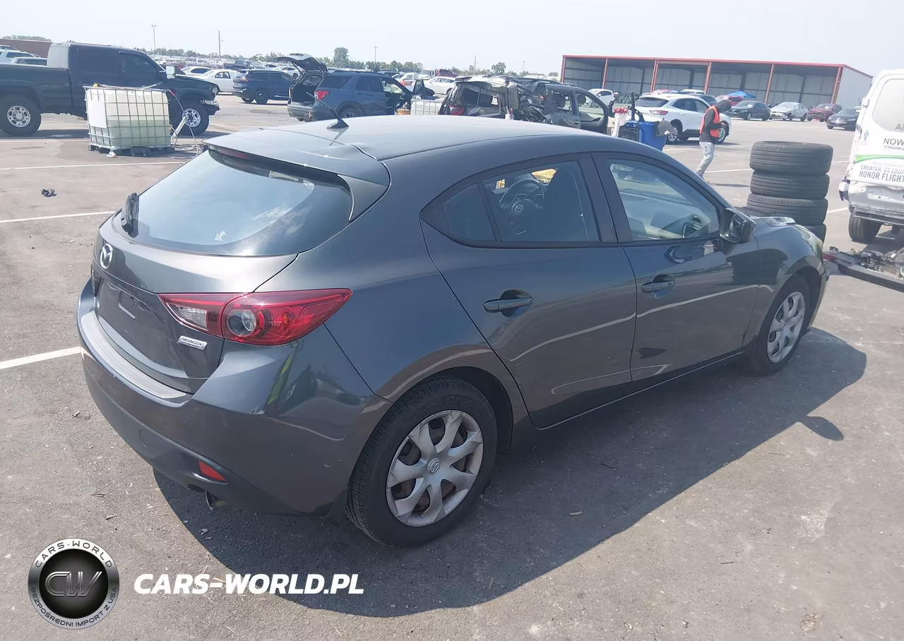 2014 Mazda Mazda3 VIN:JM1BM1K74E1110628 - 4
