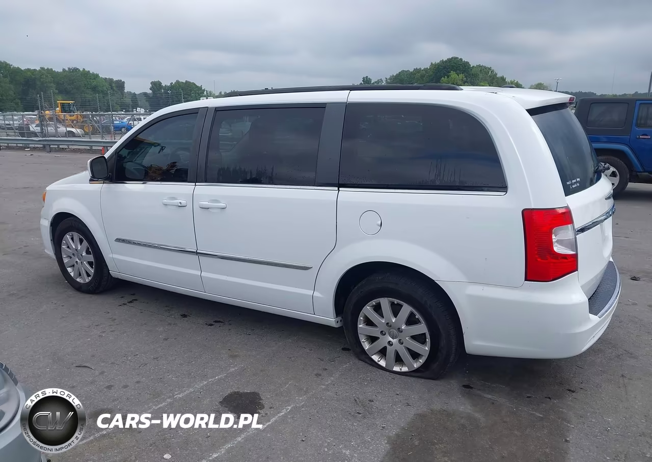 2016 Chrysler Town & Country Touring VIN:2C4RC1BG9GR296716 - 14