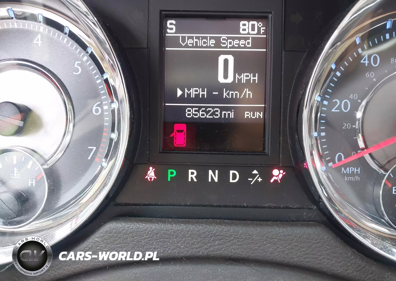 2016 Chrysler Town & Country Touring VIN:2C4RC1BG9GR296716 - 15