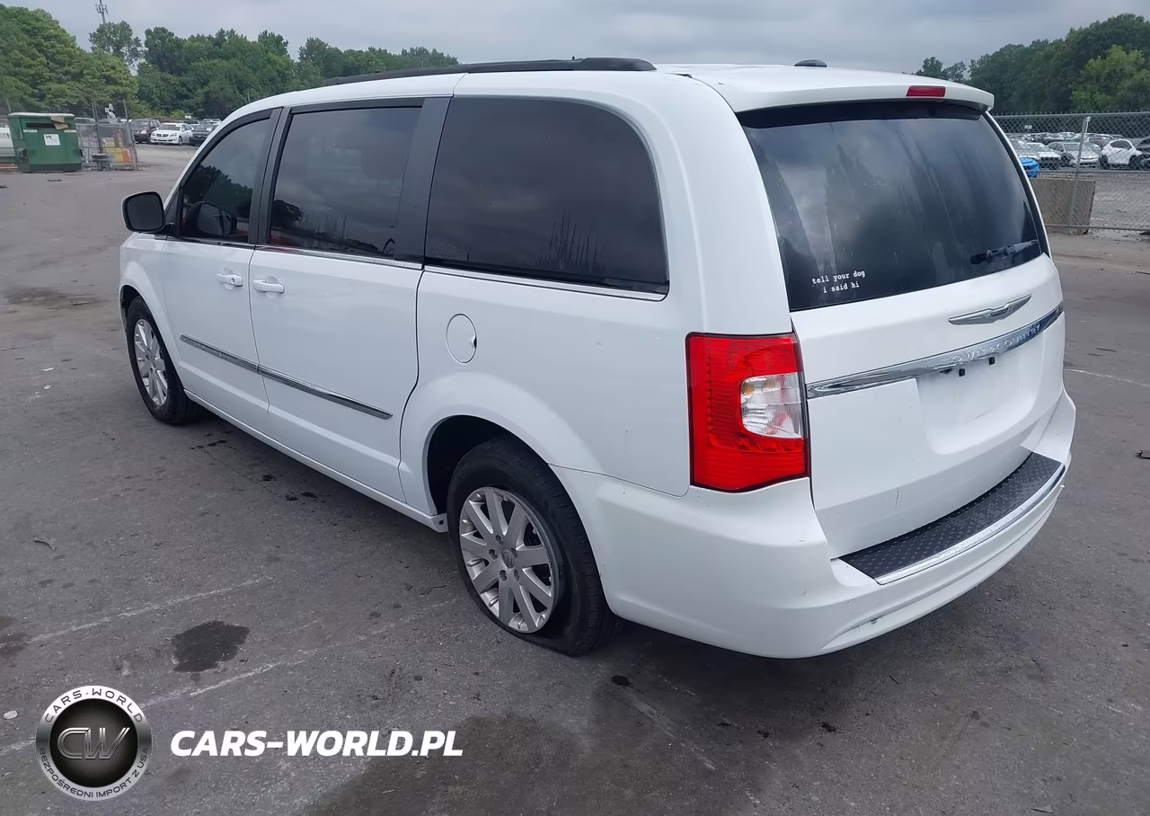 2016 Chrysler Town & Country Touring VIN:2C4RC1BG9GR296716 - 3