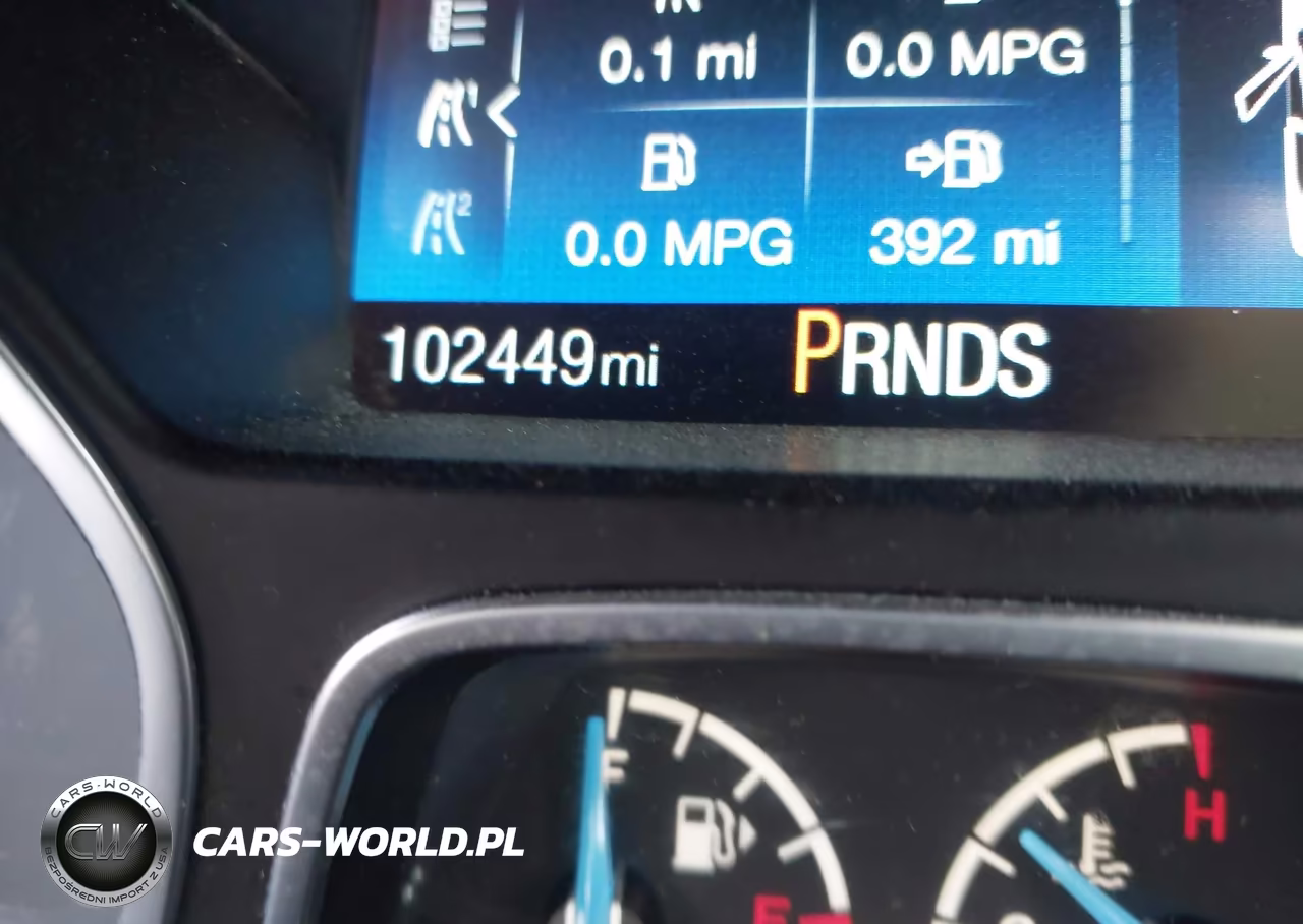 2018 Ford Focus Titanium VIN:1FADP3J24JL314934 - 16