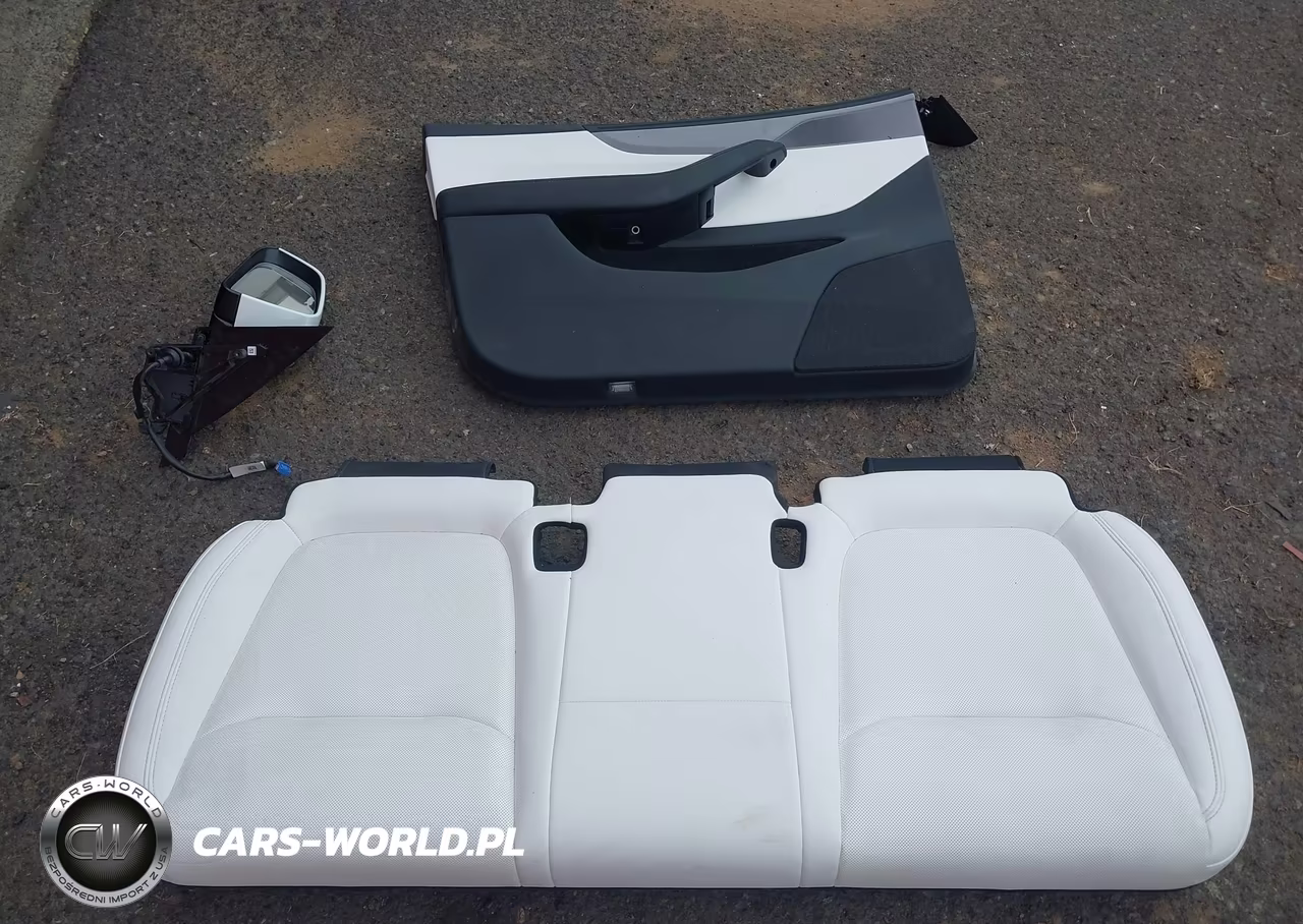 2026 Tesla Model Y All-Wheel Drive-Long Range Launch Series-Premium All-Wheel Drive VIN:7SAYGDEE3TF431581 - 19