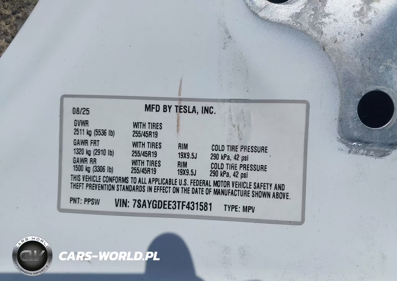 2026 Tesla Model Y All-Wheel Drive-Long Range Launch Series-Premium All-Wheel Drive VIN:7SAYGDEE3TF431581 - 9