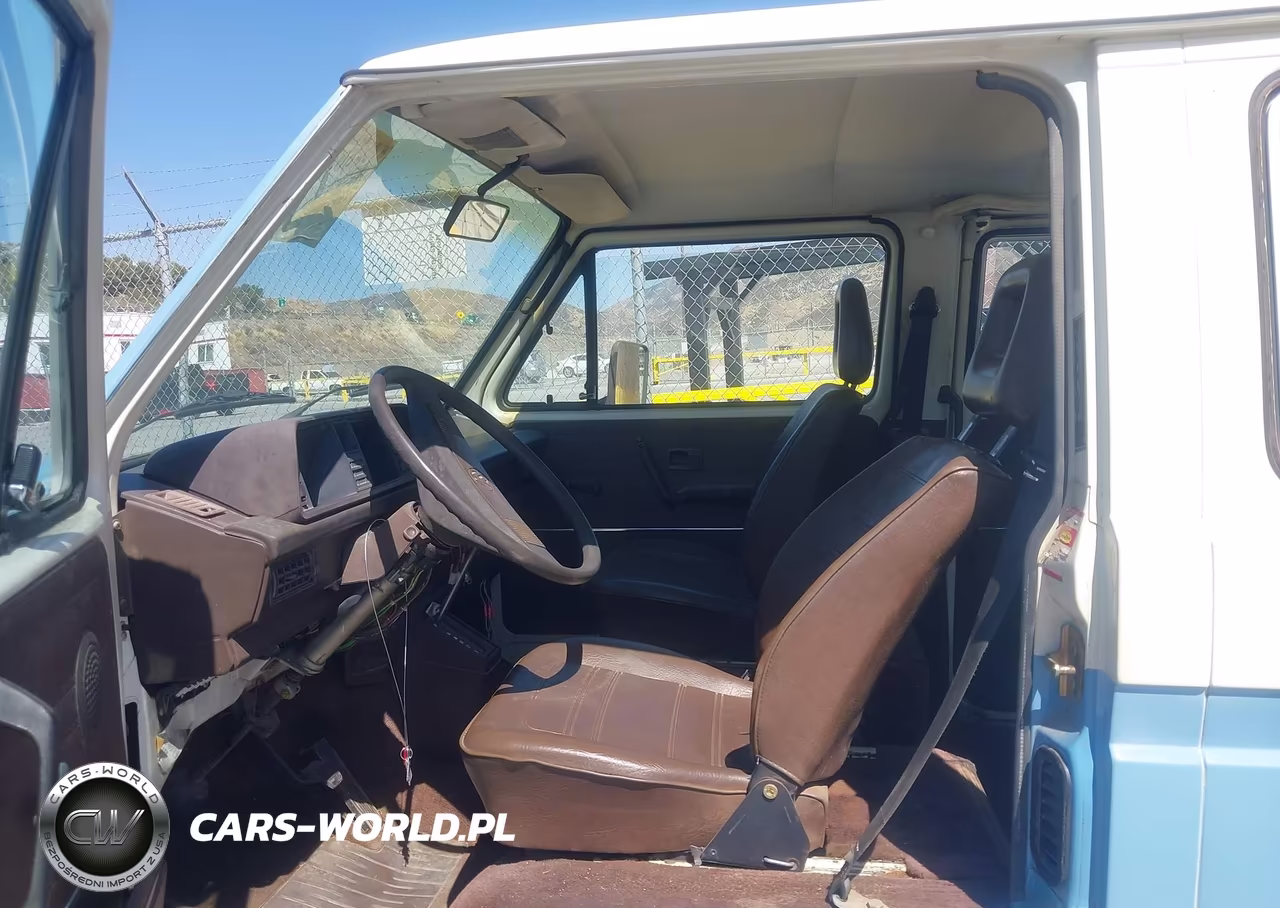 1984 Volkswagen Vanagon Bus VIN:WV2YB0253EH034160 - 5