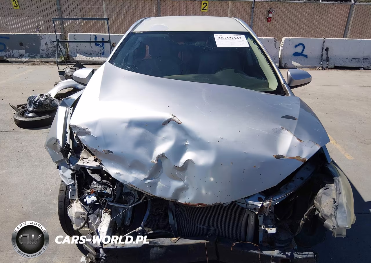 2016 Toyota Corolla Le VIN:5YFBURHE2GP453425 - 11