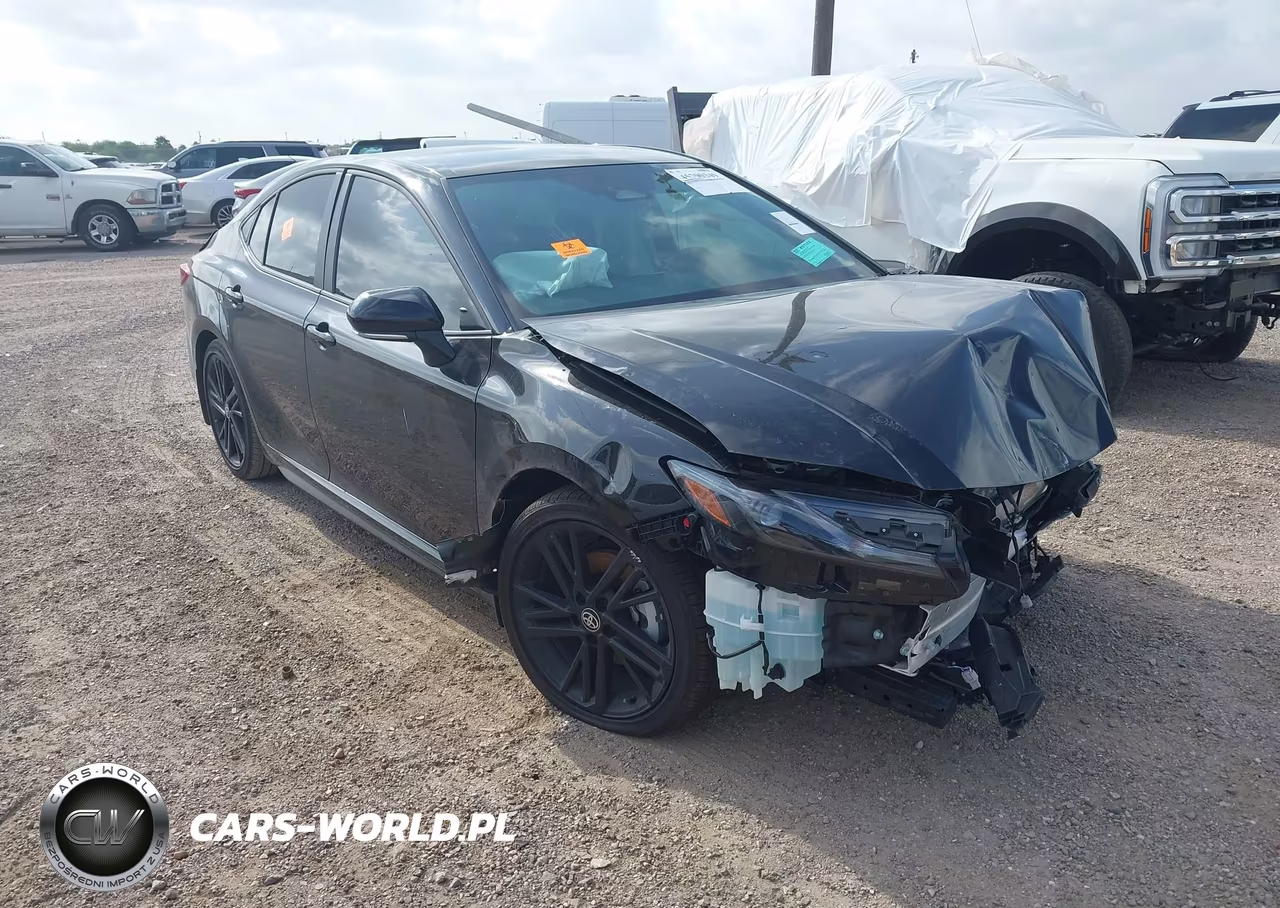 2026 Toyota Camry Nightshade – zdjęcie 1 z 16