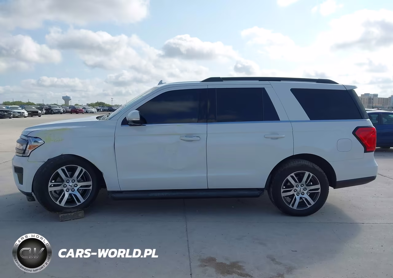 2024 Ford Expedition Xlt VIN:1FMJU1H83REB03756 - 14