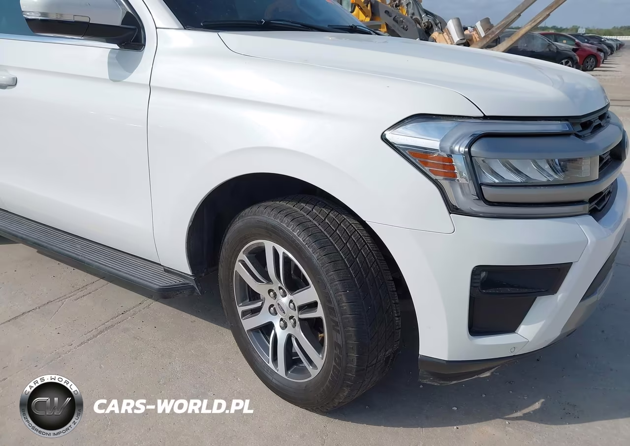 2024 Ford Expedition Xlt VIN:1FMJU1H83REB03756 - 18