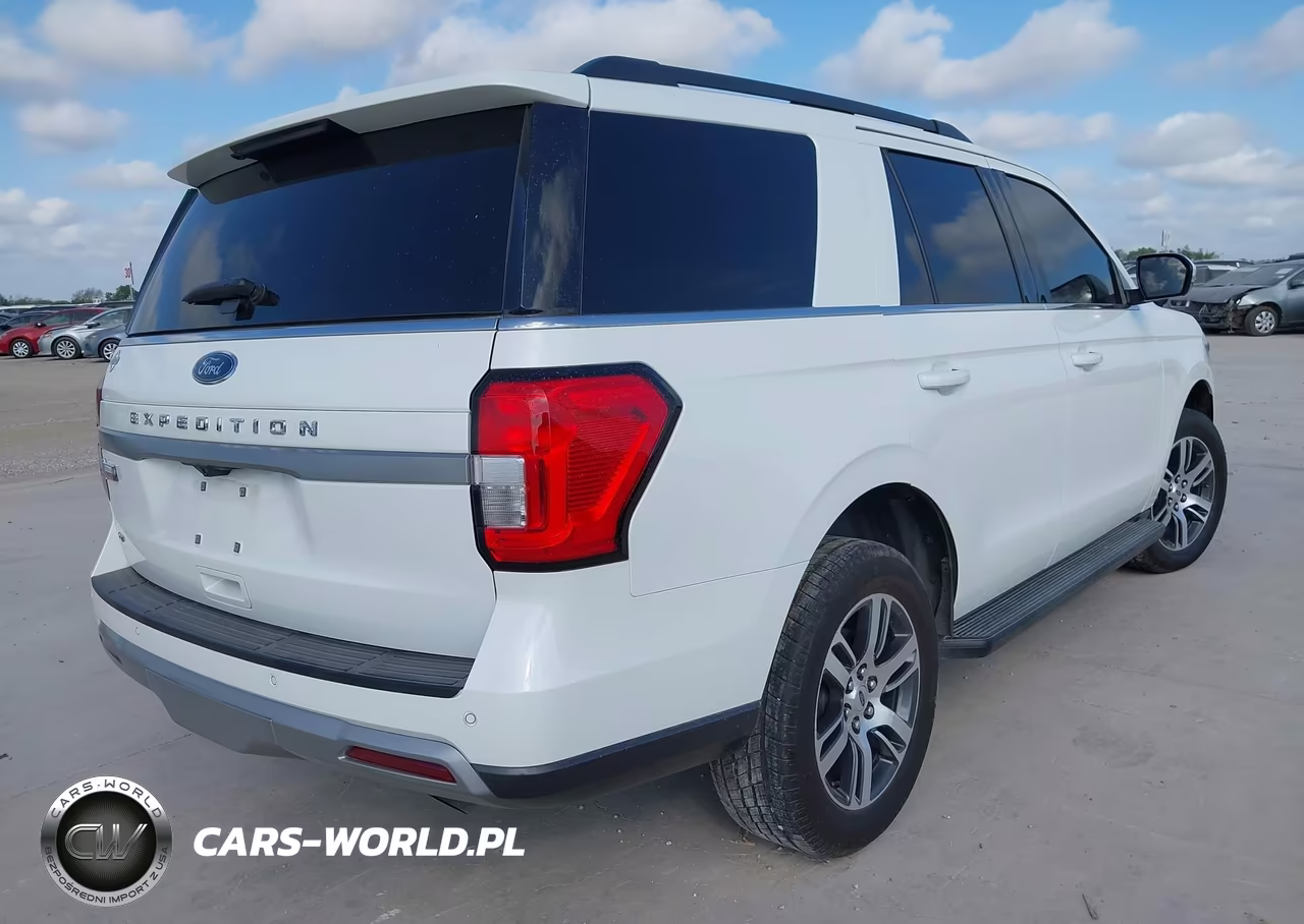 2024 Ford Expedition Xlt VIN:1FMJU1H83REB03756 - 4