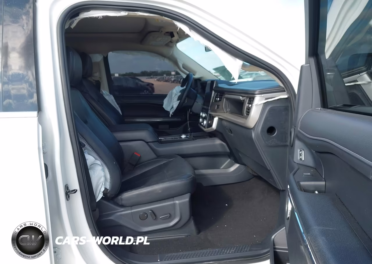 2024 Ford Expedition Xlt VIN:1FMJU1H83REB03756 - 5