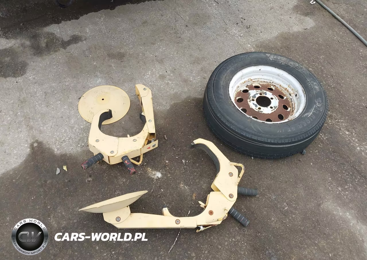 2012 Ford F-250 Xl VIN:1FT7X2B65CEC19583 - 12