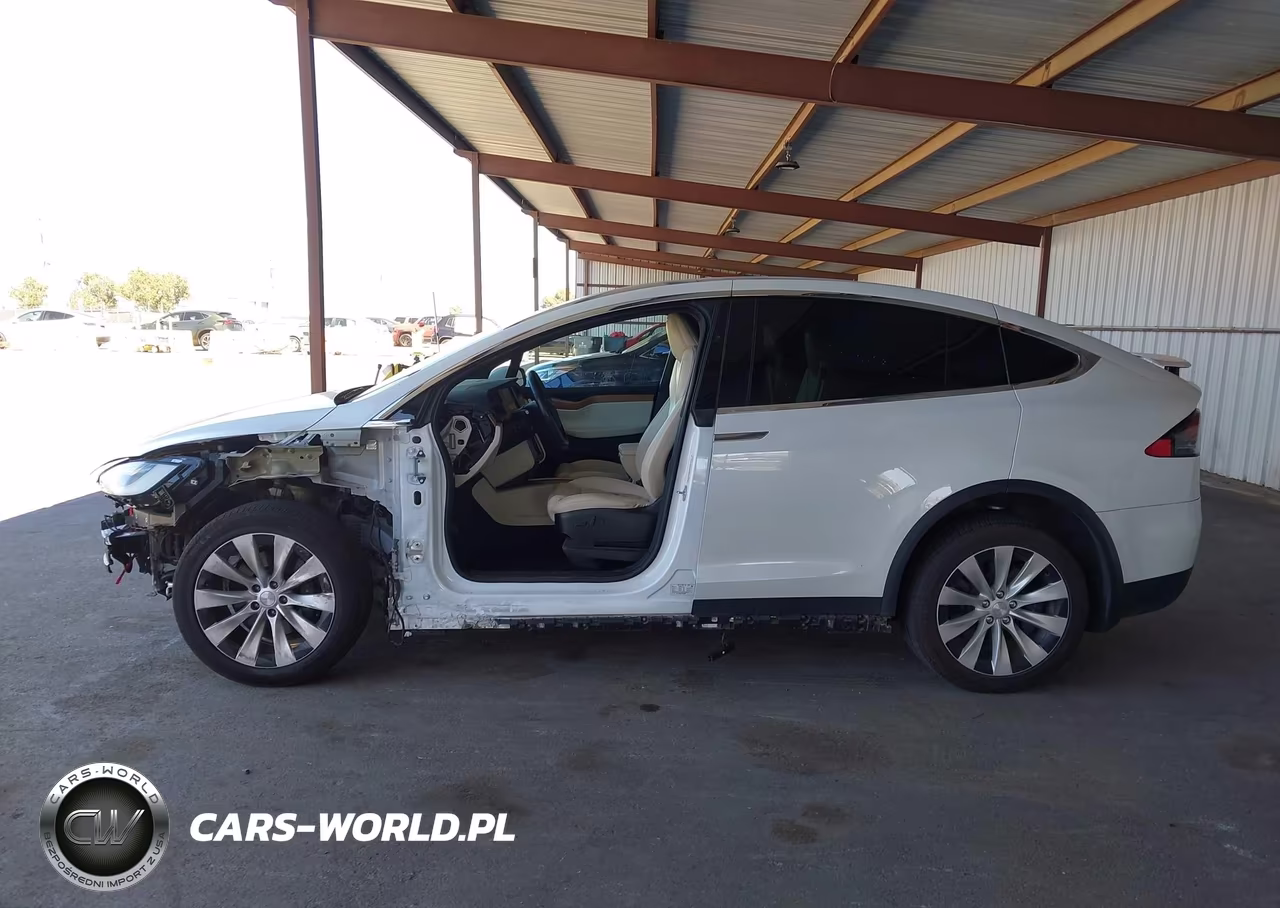 2020 Tesla Model X Long Range Dual Motor All-Wheel Drive-Long Range Plus Dual Motor All-Wheel Drive VIN:5YJXCBE24LF283004 - 14