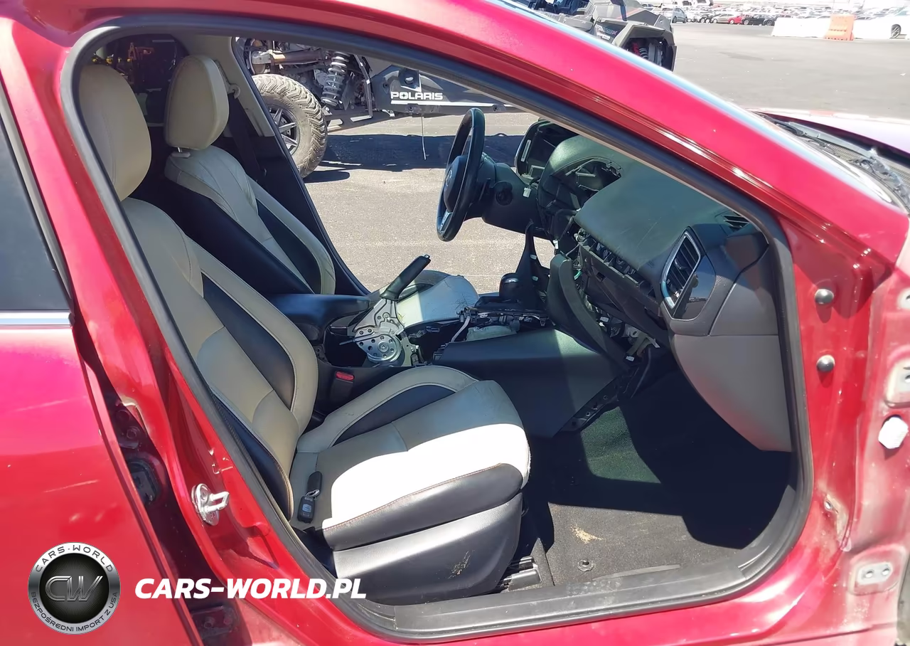 2015 Mazda Mazda3 S Grand Touring VIN:JM1BM1M34F1236273 - 5