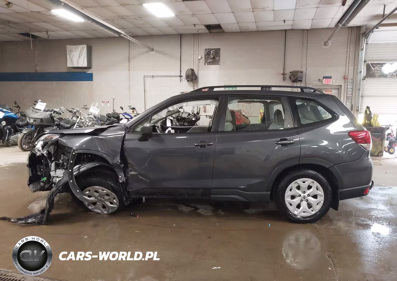 2023 Subaru Forester VIN:JF2SKACC4PH429458 - 13