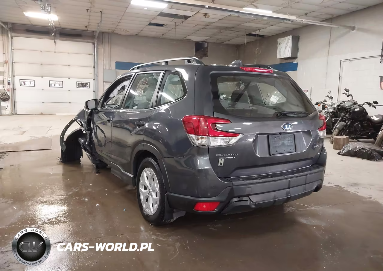 2023 Subaru Forester VIN:JF2SKACC4PH429458 - 3