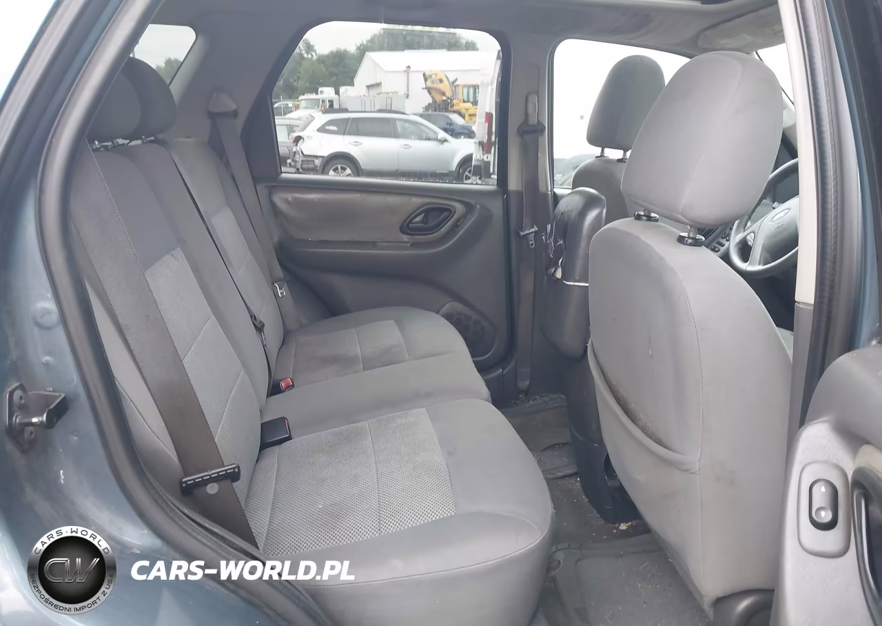 2005 Ford Escape Xlt VIN:1FMYU03Z55KD39958 - 8