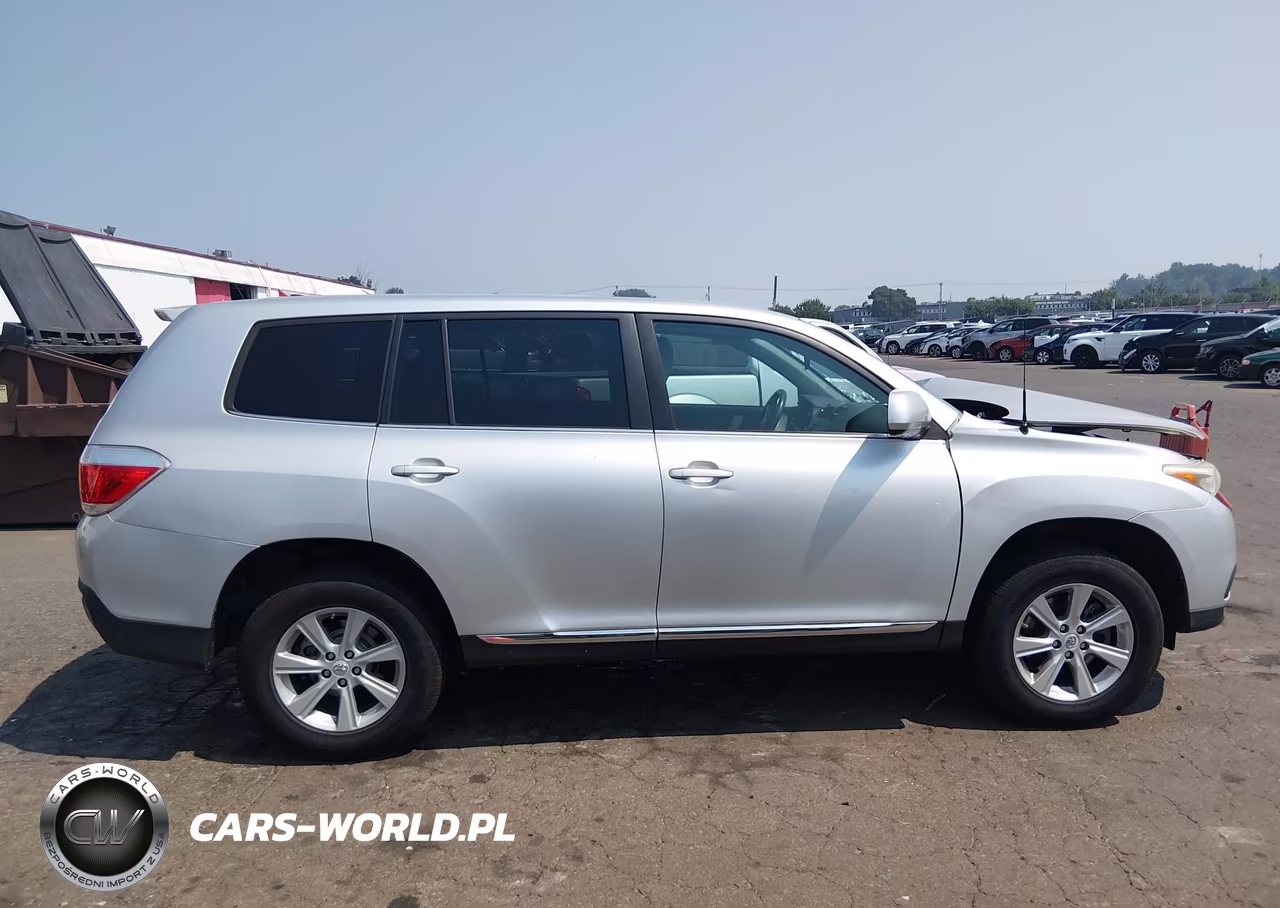 2011 Toyota Highlander VIN:5TDZA3EH4BS010180 - 13