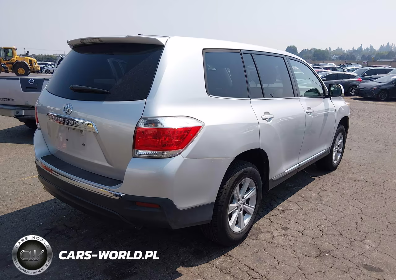 2011 Toyota Highlander VIN:5TDZA3EH4BS010180 - 4