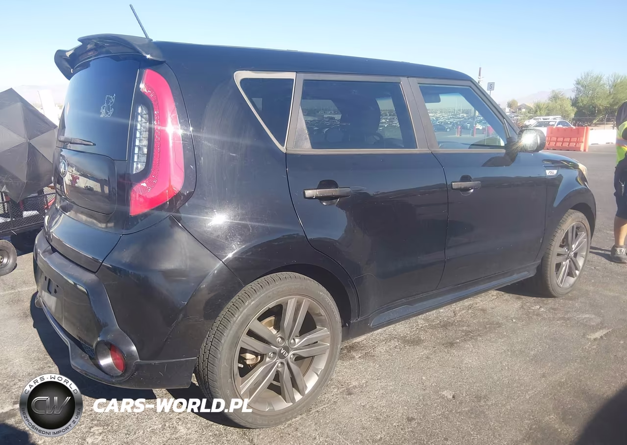 2016 Kia Soul + VIN:KNDJP3A53G7363616 - 4