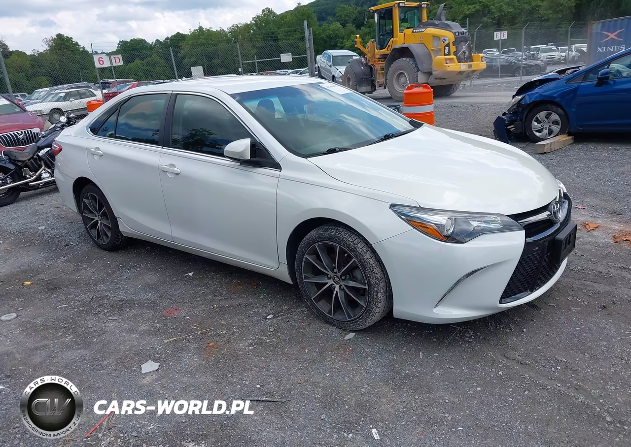 2017 Toyota Camry Xse – zdjęcie 1 z 16