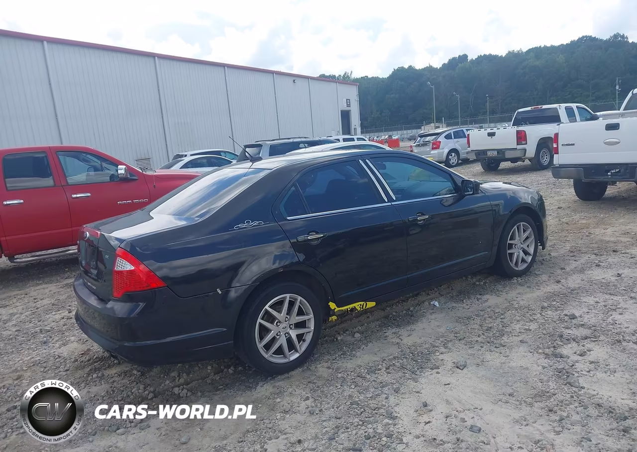 2012 Ford Fusion Se VIN:3FAHP0HA0CR411324 - 4