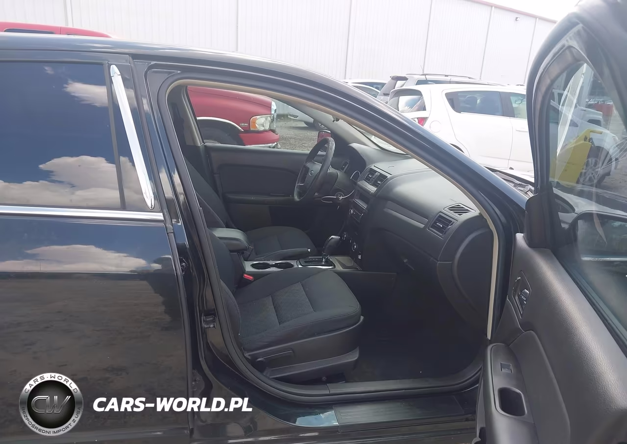2012 Ford Fusion Se VIN:3FAHP0HA0CR411324 - 5