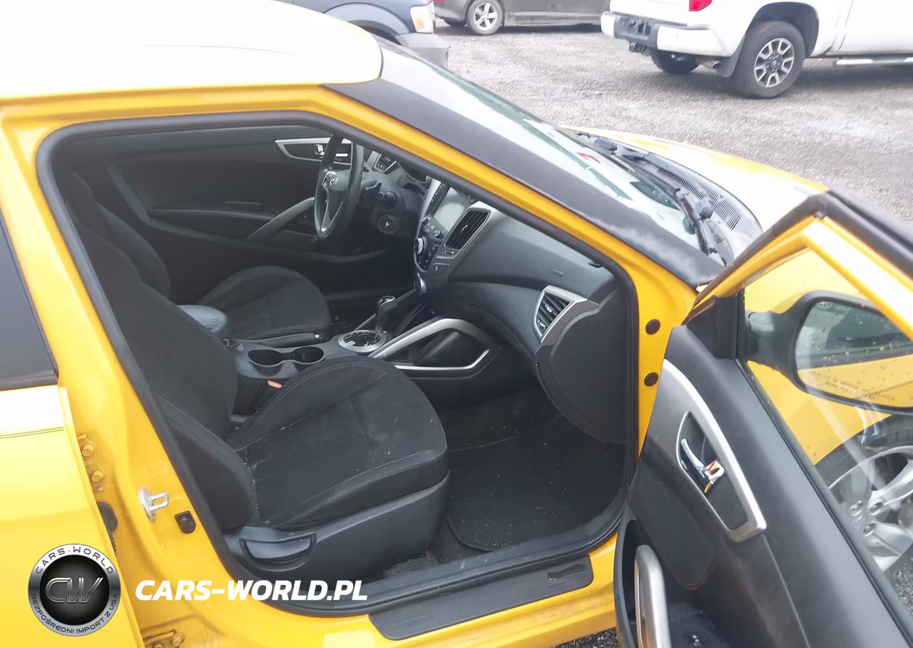 2014 Hyundai Veloster Base W-Black VIN:KMHTC6AD8EU183510 - 5