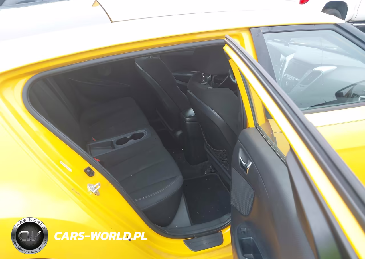 2014 Hyundai Veloster Base W-Black VIN:KMHTC6AD8EU183510 - 8
