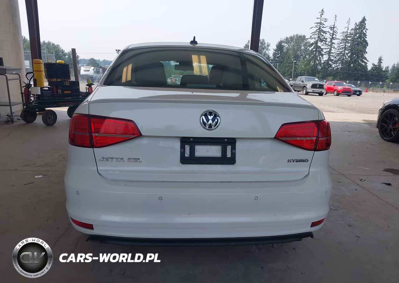 2015 Volkswagen Jetta Hybrid Sel Premium VIN:3VW637AJXFM307454 - 16