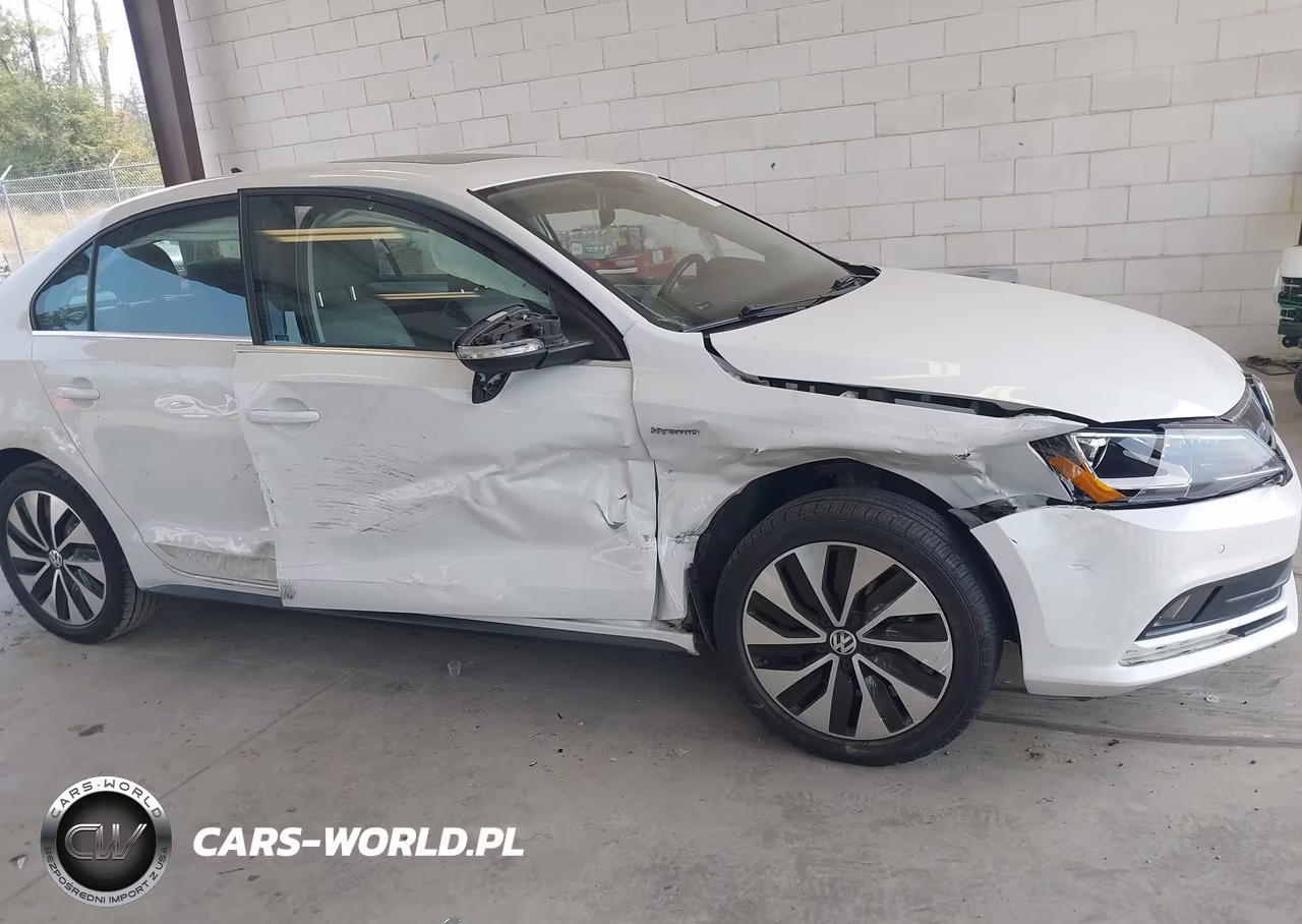 2015 Volkswagen Jetta Hybrid Sel Premium VIN:3VW637AJXFM307454 - 6