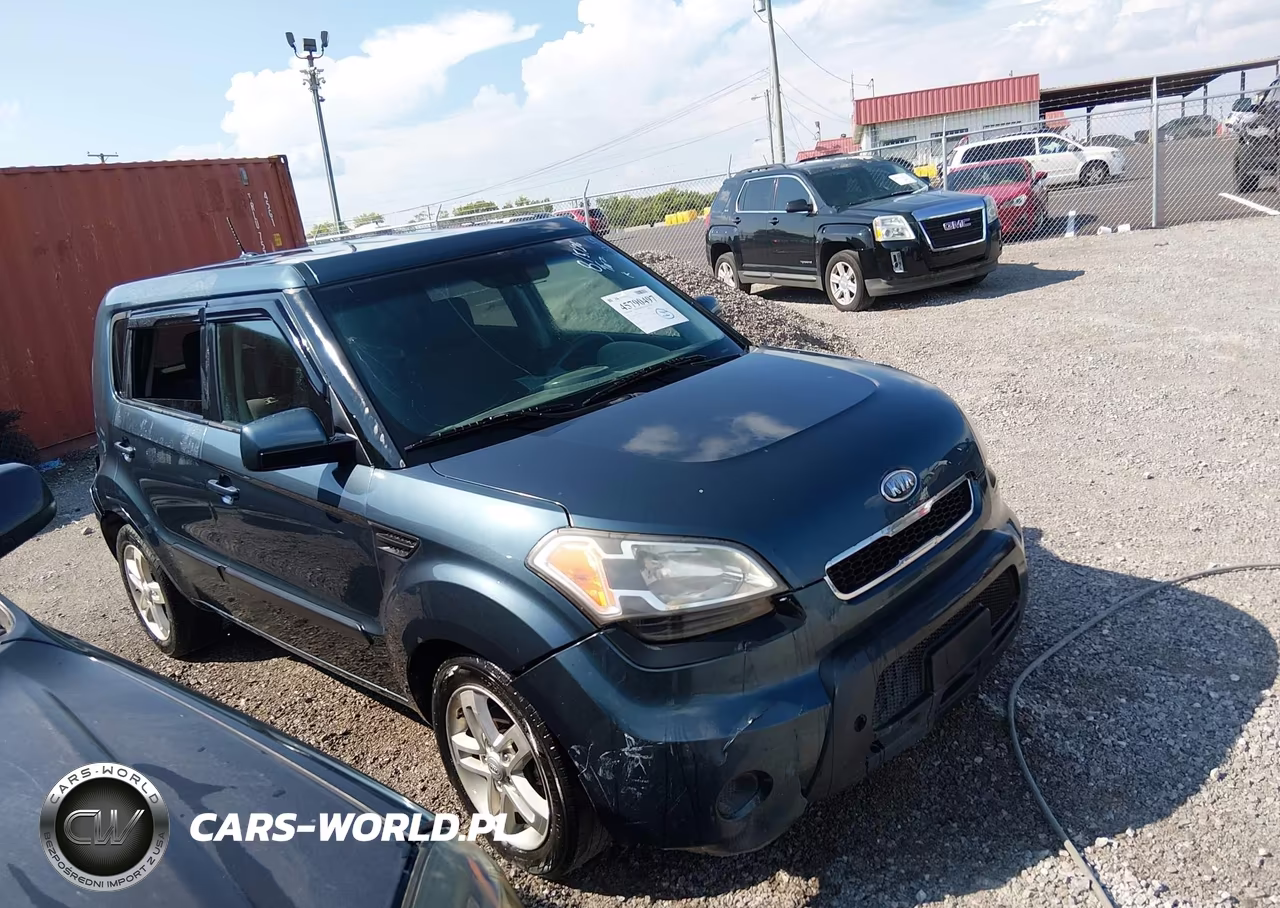 2011 Kia Soul +