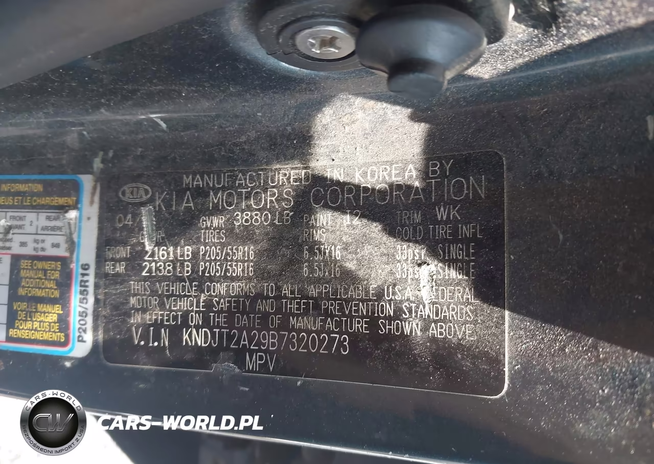 2011 Kia Soul + VIN:KNDJT2A29B7320273 - 9
