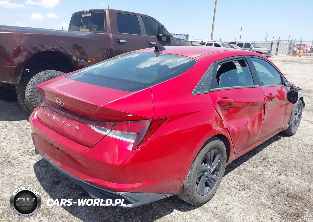 2021 Hyundai Elantra Sel VIN:5NPLS4AG3MH034940 - 4
