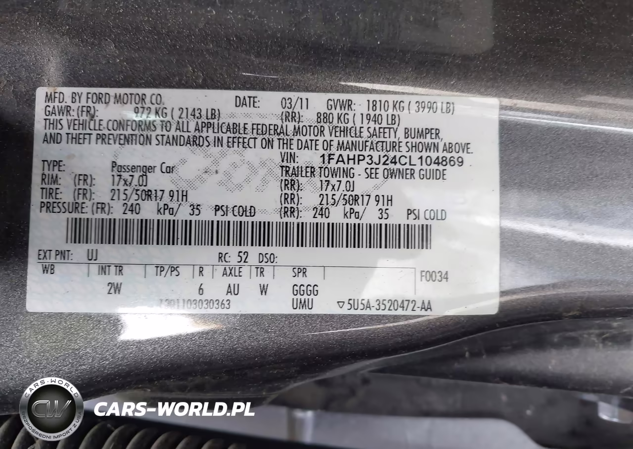 2012 Ford Focus Titanium VIN:1FAHP3J24CL104869 - 9